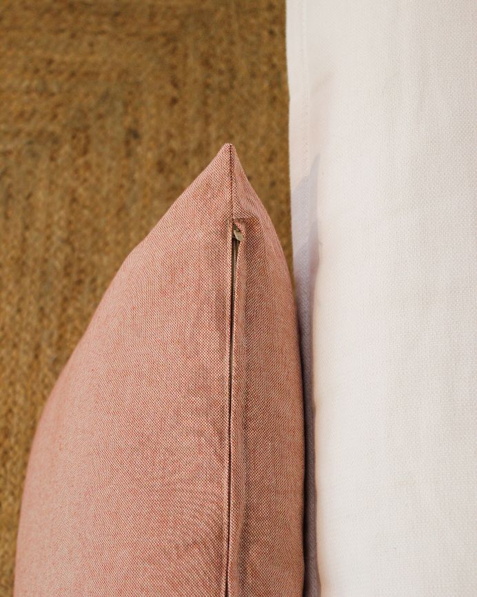 Funda de cojín lisa color rosa - rojizo 50x50cm de algodón