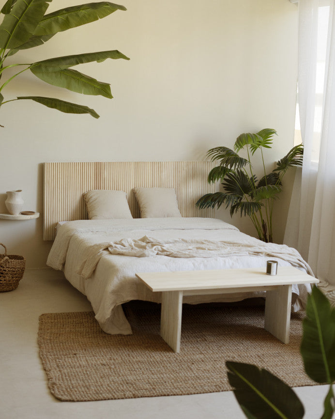 Cabecero Calella, de madera maciza en varios colores y medidas