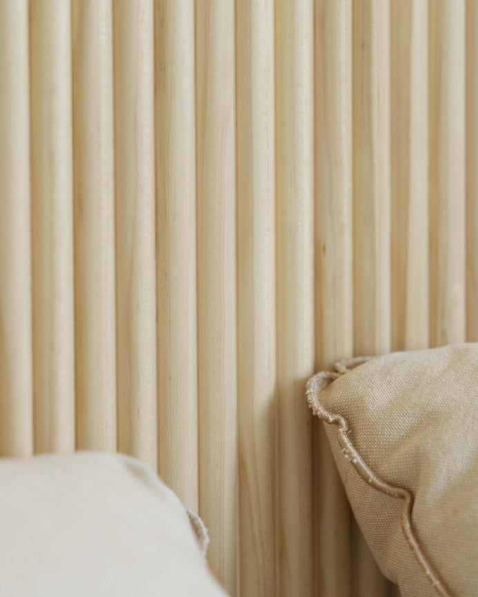 Cabecero Calella, de madera maciza en varios colores y medidas