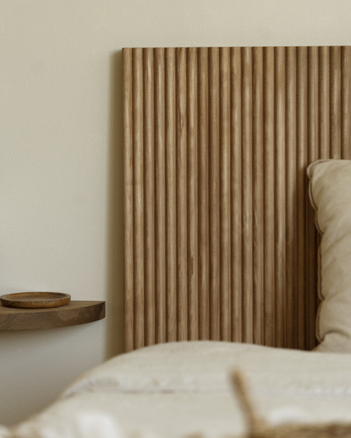 Cabecero Calella, de madera maciza en varios colores y medidas