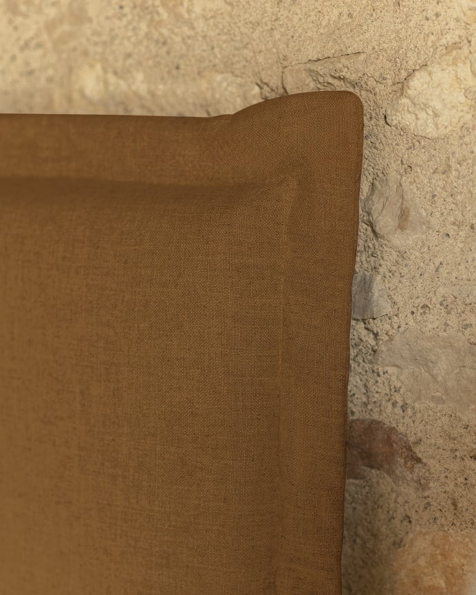 Cabecero tapizado de lino Tavertet en varios colores y medidas