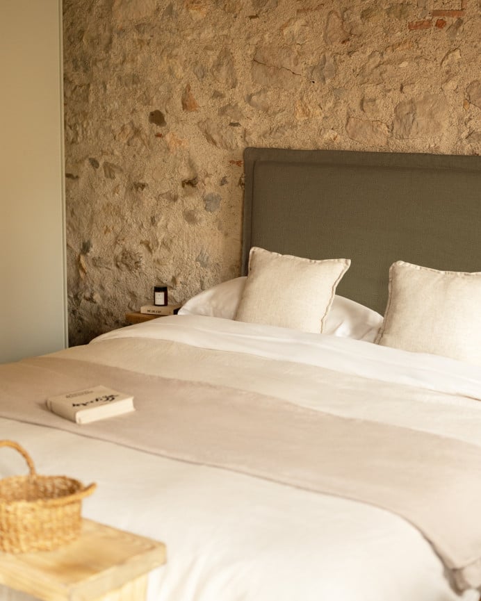 Cabecero tapizado de lino Tavertet en varios colores y medidas