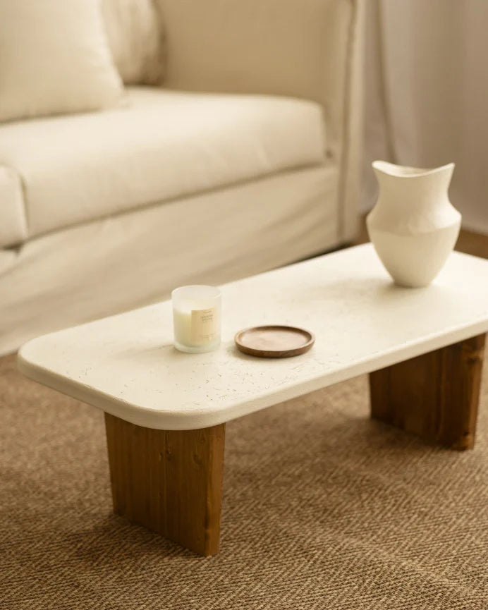 Mesa de Centro de microcemento blanco roto y patas de madera 95cm