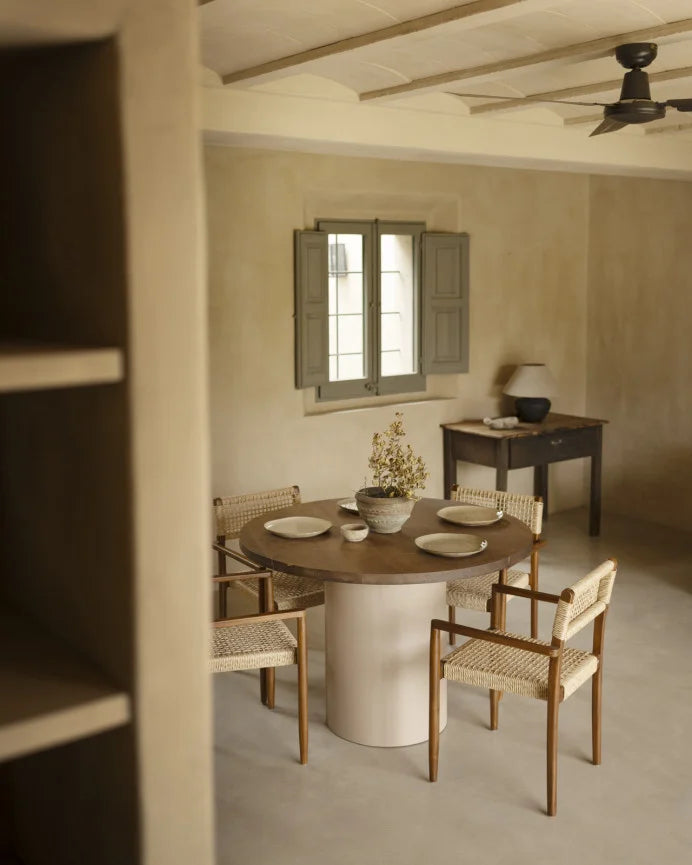 Mesa de comedor redonda de Microcemento en varios colores y medidas