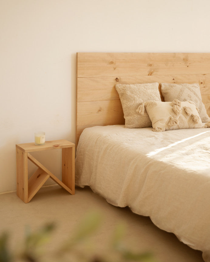 Pack de 2 Mesitas de Noche de Madera Natural Maciza Tossa en varios colores y medidas