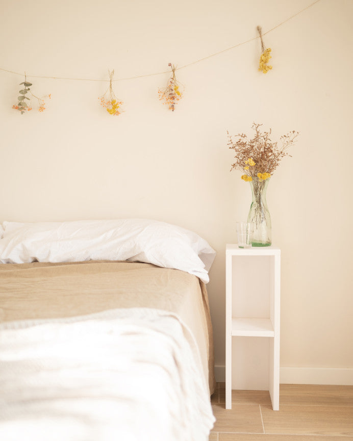 Mesita de Noche Cadaqués de Madera Natural en varios colores 60x20cm