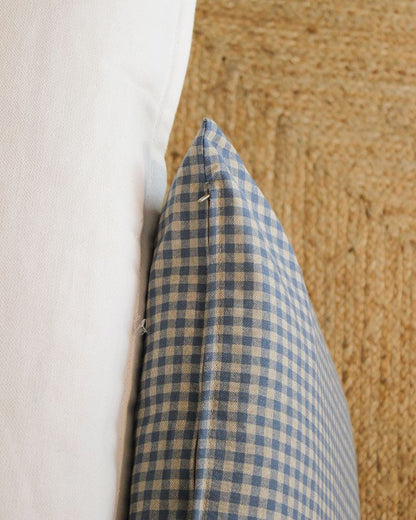 Funda de cojín con estampado vichy azúl y beige 50x50cm de algodón