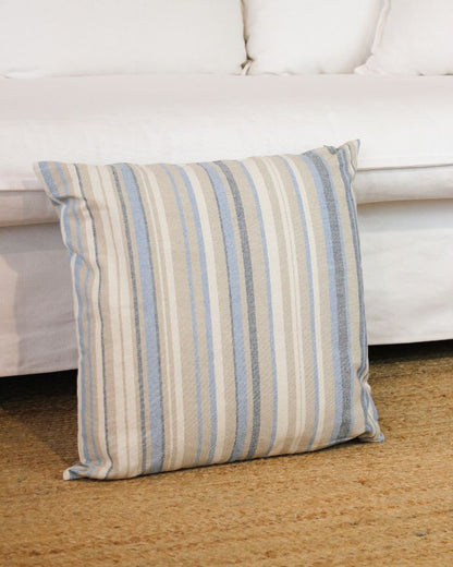 Funda de cojín con estampado a rallas azules y beige 50x50cm de algodón