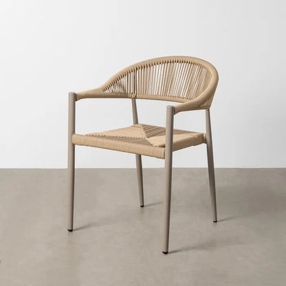 Silla apilable de Aluminio y Ratán en color beige, Pack 2u