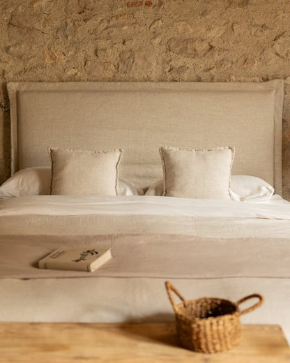 Cabecero tapizado de lino Tavertet en varios colores y medidas