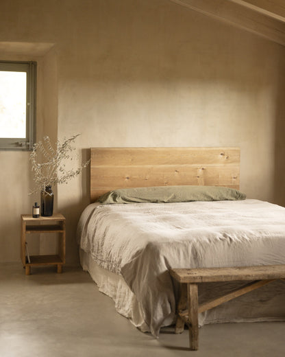 Cabecero Begur de madera maciza en varios colores y medidas