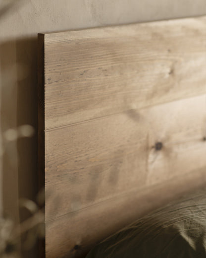 Cabecero Begur de madera maciza en varios colores y medidas