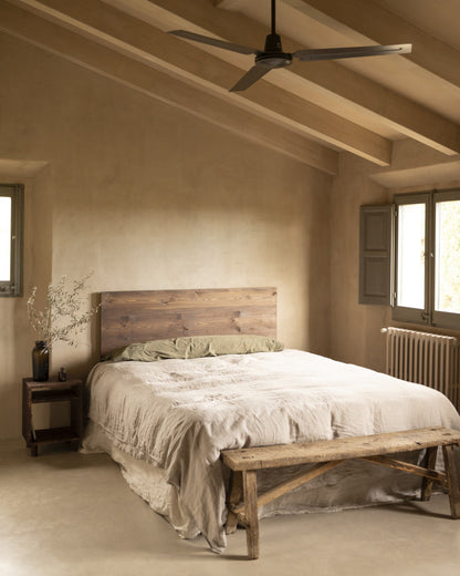 Cabecero Begur de madera maciza en varios colores y medidas