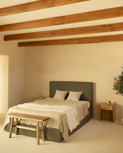 Cama con Canapé y Cabecero desenfundable de Lino Besalú