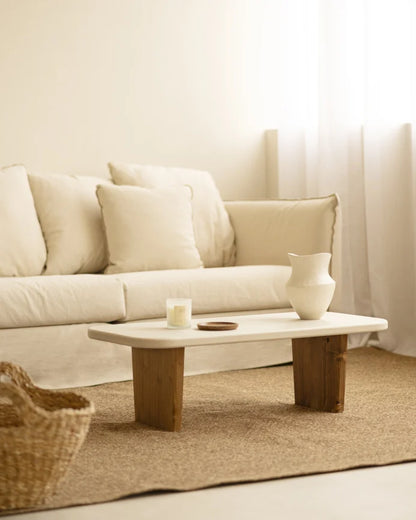 Mesa de Centro de microcemento blanco roto y patas de madera 95cm