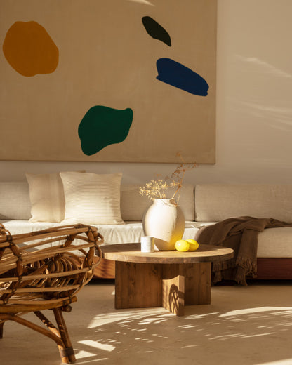 Mesa de centro redonda de madera maciza Pals en varios colores y medidas