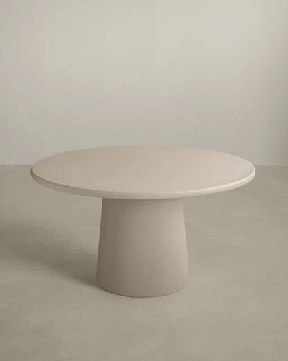 Mesa de Comedor Redonda de Microcemento Beige