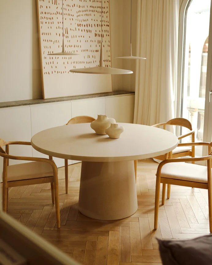 Mesa de Comedor Redonda de Microcemento Beige