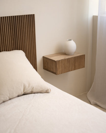 Mesita de noche Palamós de madera natural en varios colores