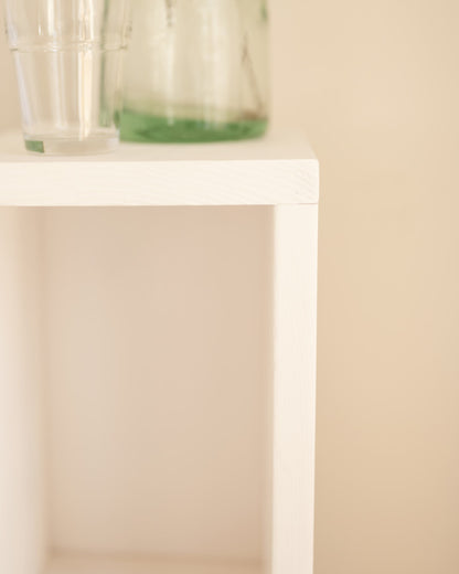 Mesita de Noche Cadaqués de Madera Natural en varios colores 60x20cm