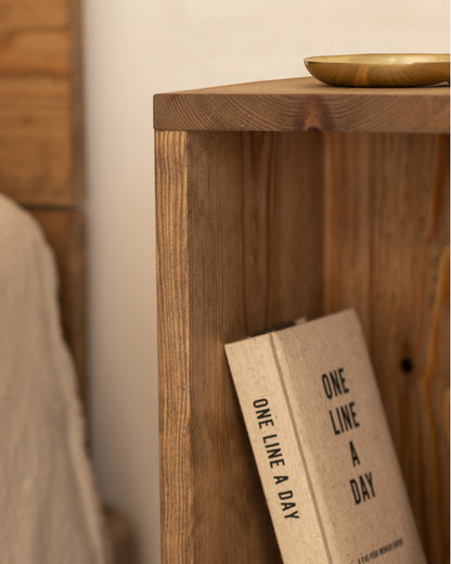 Mesita de Noche Cadaqués de Madera Natural en varios colores 60x20cm