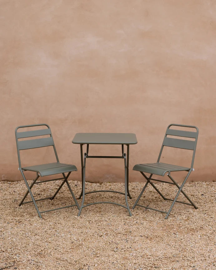 Set de 2 sillas y mesa para exterior, de aluminio en verde mate