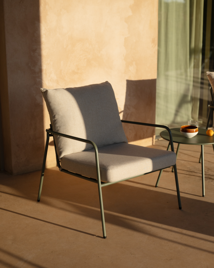 Set de Exterior en Acero Verde Mate: Mesa de Centro y 2 Butacas
